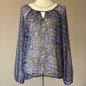 ⭐️HOST PICK ⭐️  Lucky Brand Keyhole Navy Print Top